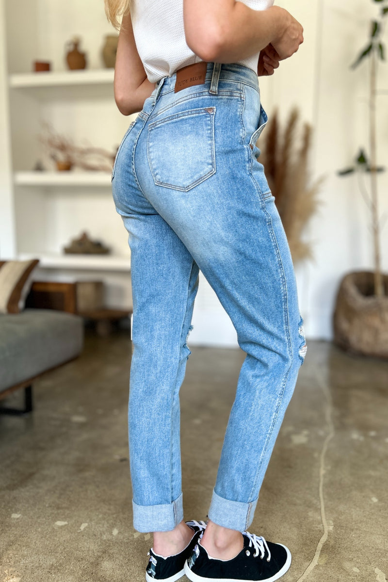 (Judy Blue) Ava Distressed Straight Jeans